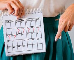 thuc-khuya-co-lam-cham-kinh-khong