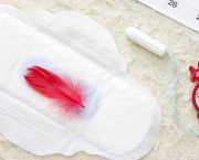 hoi-dap-mau-kinh-co-mui-hoi-la-bi-gi