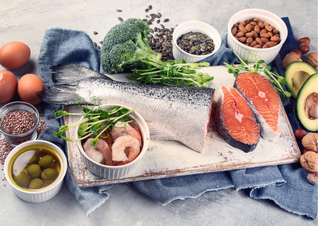 Thực phẩm nên bổ sung trước mang thai. - Cá béo giàu omega - 3